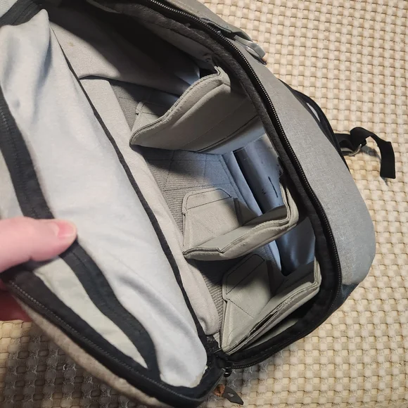 Peak Design 20L Gray Backpack